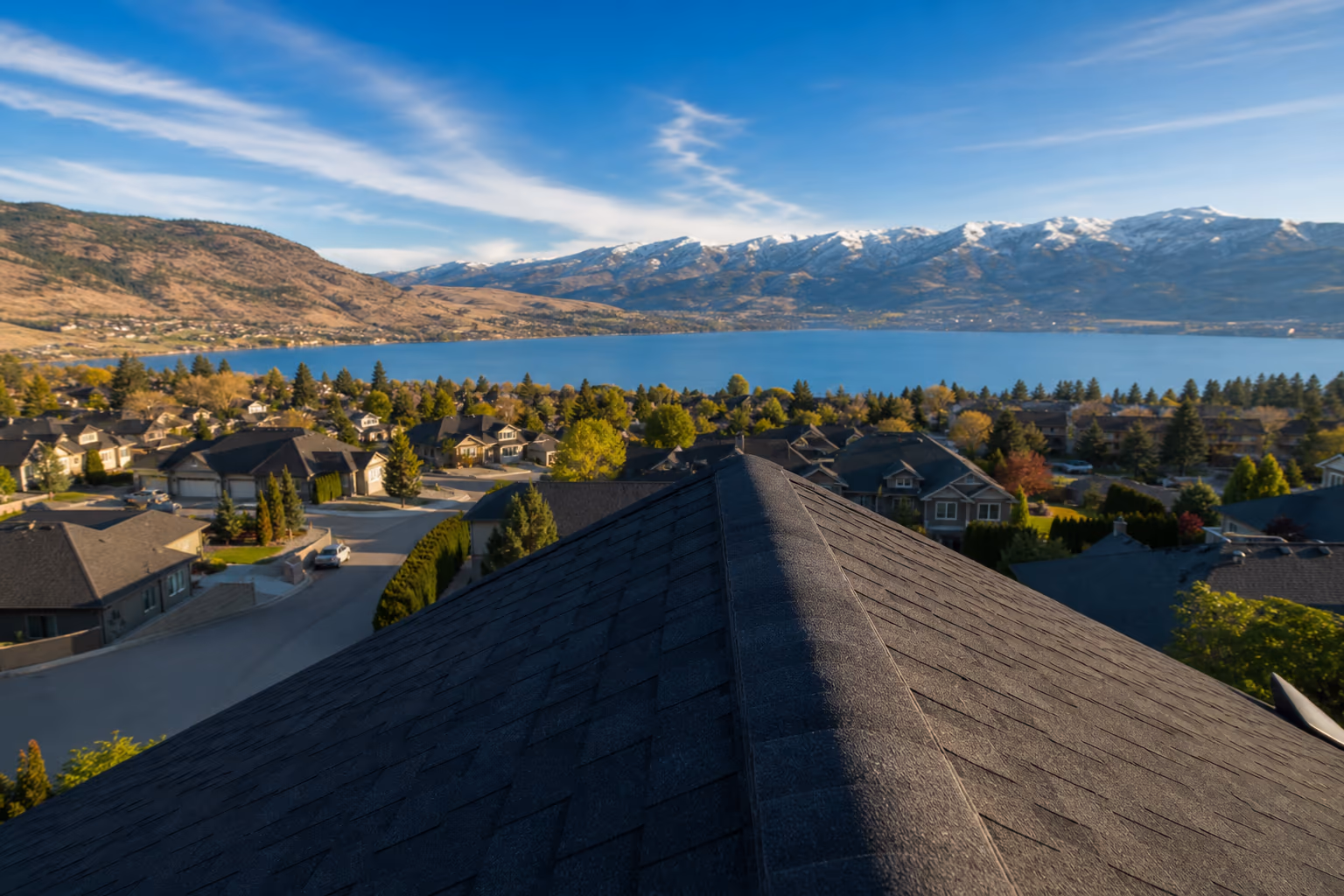 WCB, licensing, and insurance credential badges for roofing contractor